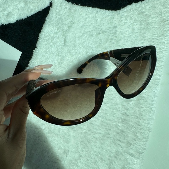 Chanel cat eye tweed sunglasses main image 5